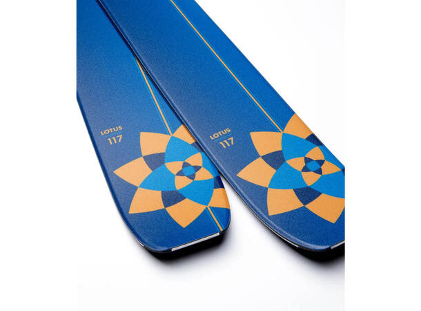 DPS Lotus Carbon 117 Skis