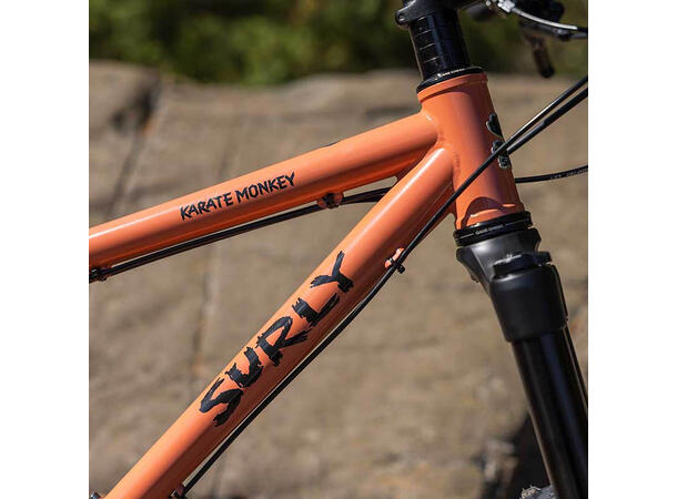 Surly Karate Monkey 27.5, Suspension Peach Salmon Sundae