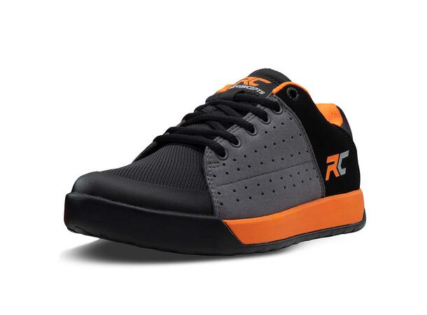 Ride Concepts YOUTH Livewire Flat Charcoal/Orange